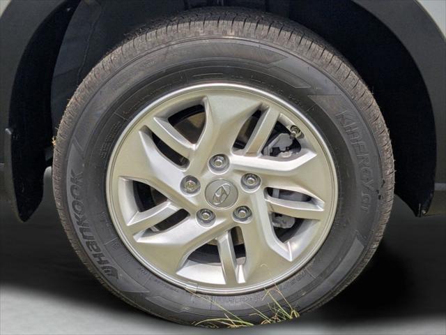 2025 Hyundai Venue SE