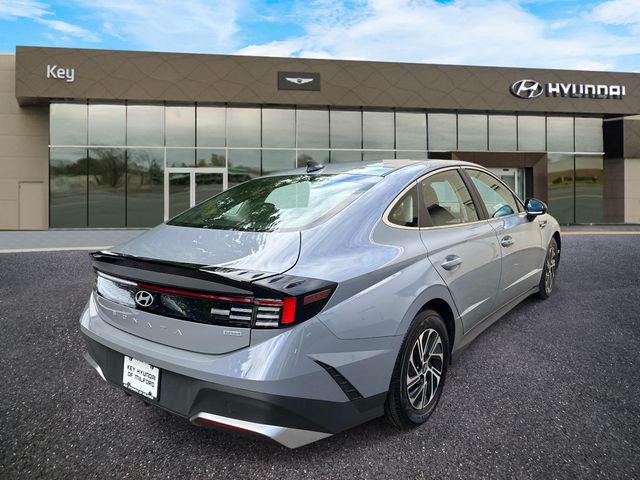 2026 Hyundai Sonata Hybrid Blue