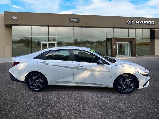 2025 Hyundai Elantra Hybrid SEL Sport