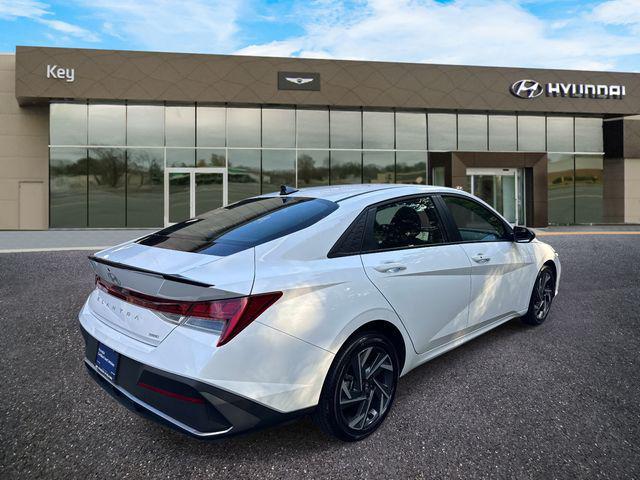 2025 Hyundai Elantra Hybrid SEL Sport