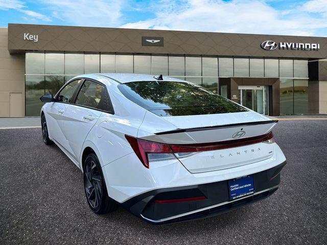 2025 Hyundai Elantra Hybrid SEL Sport