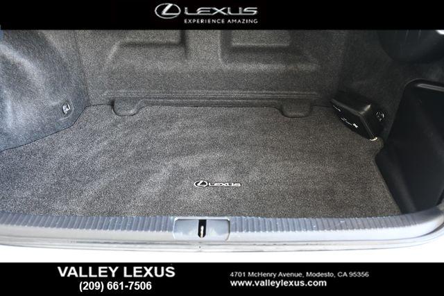 2014 Lexus ES 300h 300h