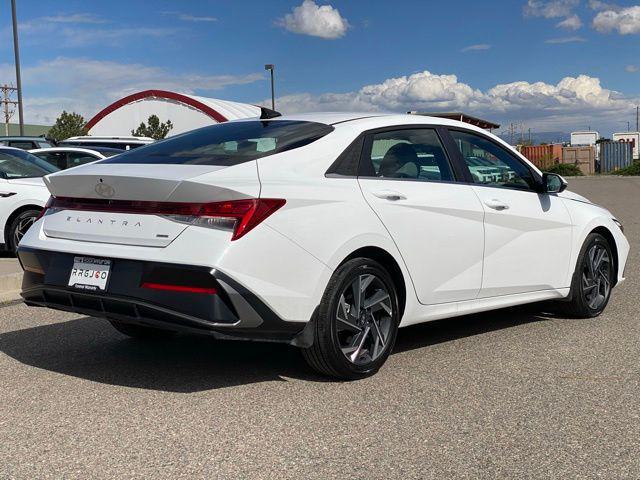2025 Hyundai Elantra Hybrid Limited