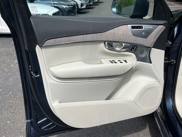 2024 Volvo XC90 Recharge T8 Ultimate 6-Seater