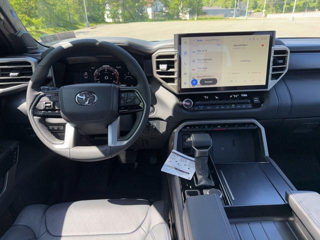 2026 Toyota Tundra Platinum CrewMax 5.5' Bed