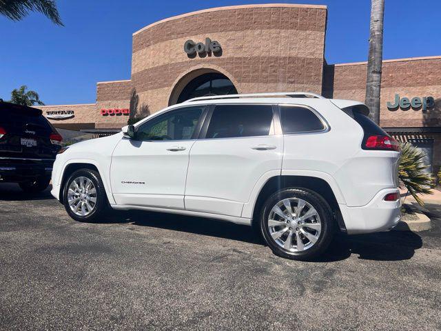 2017 Jeep Cherokee Overland FWD
