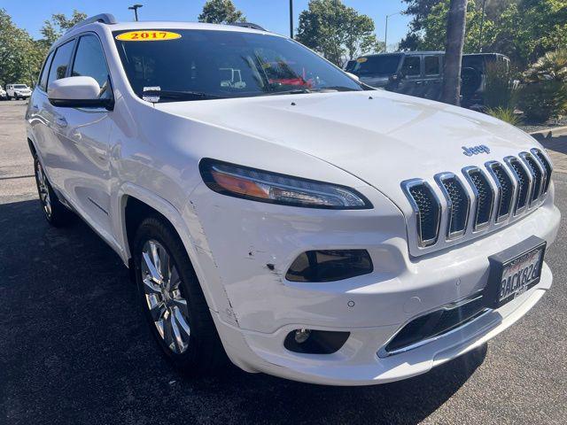 2017 Jeep Cherokee Overland FWD