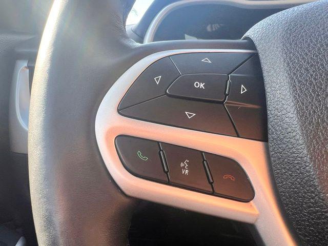 2017 Jeep Cherokee Overland FWD