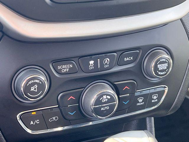 2017 Jeep Cherokee Overland FWD