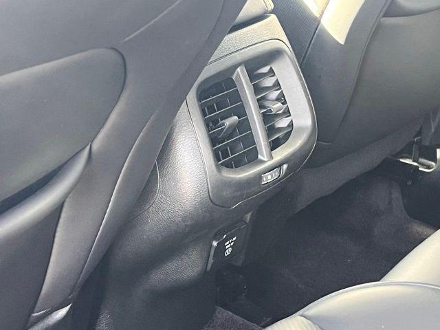 2017 Jeep Cherokee Overland FWD