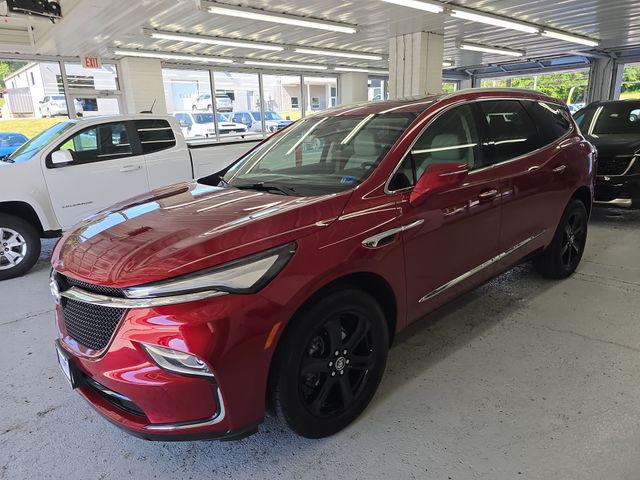 2023 Buick Enclave Essence AWD