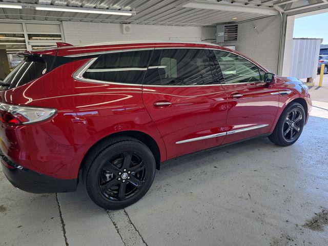 2023 Buick Enclave Essence AWD