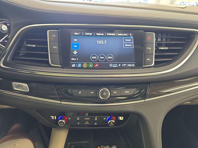 2023 Buick Enclave Essence AWD