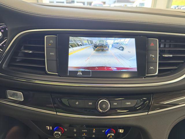 2023 Buick Enclave Essence AWD