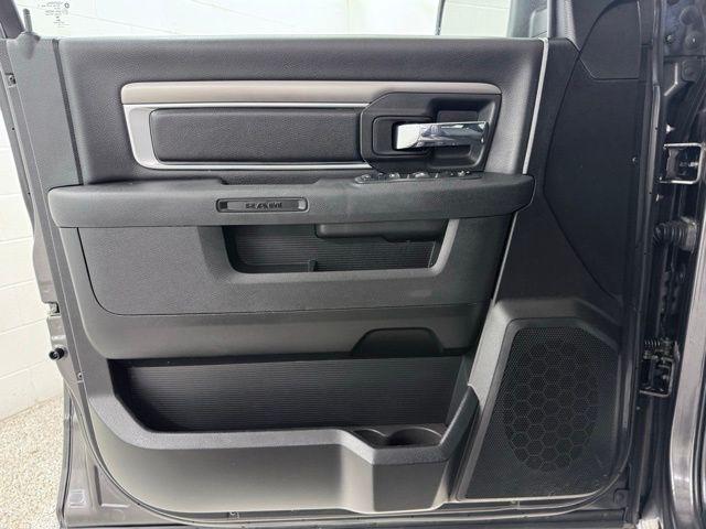 2022 Ram 1500 Classic Warlock Quad Cab 4x4 6'4" Box