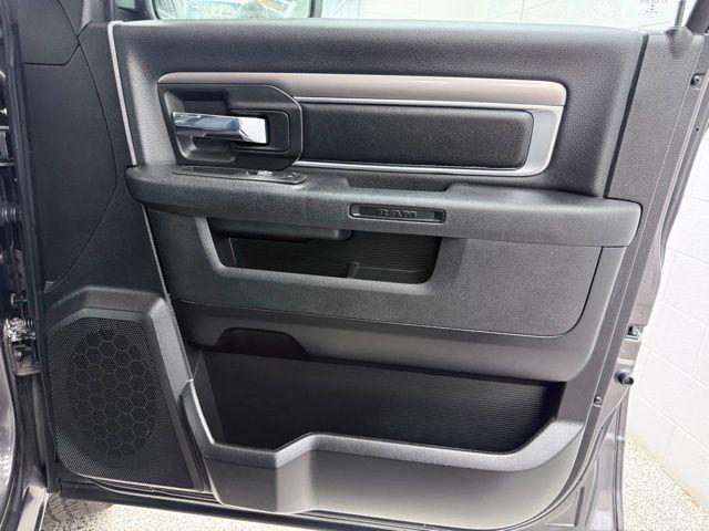 2022 Ram 1500 Classic Warlock Quad Cab 4x4 6'4" Box