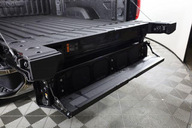 2026 GMC Sierra 2500HD Crew Cab, Standard Bed, SLE, 4WD