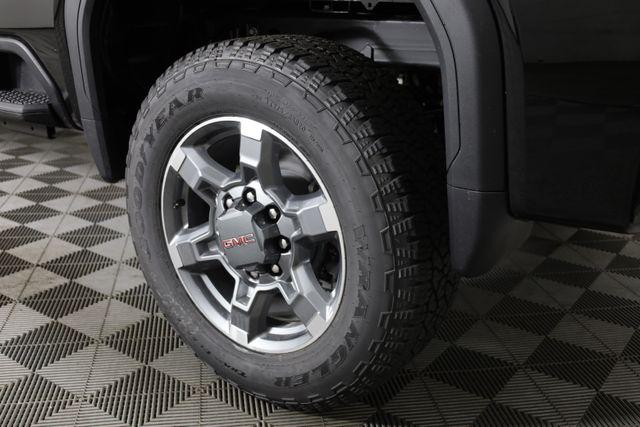 2026 GMC Sierra 2500HD Crew Cab, Standard Bed, SLE, 4WD