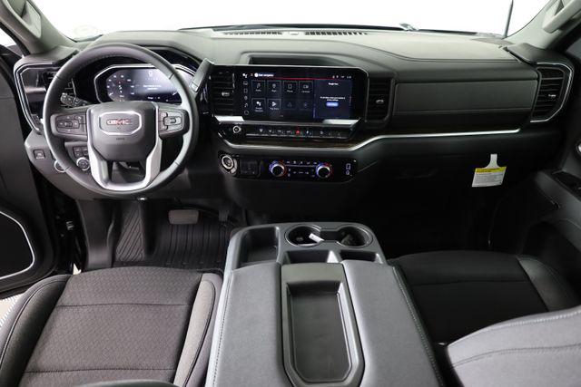 2026 GMC Sierra 2500HD Crew Cab, Standard Bed, SLE, 4WD
