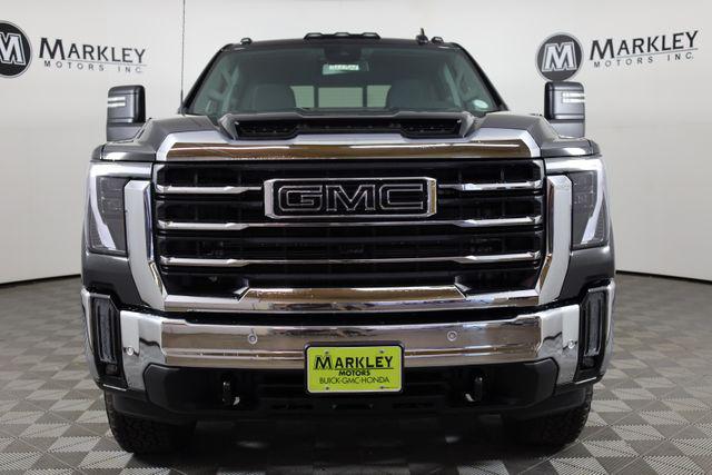 2026 GMC Sierra 2500HD Crew Cab, Standard Bed, SLE, 4WD