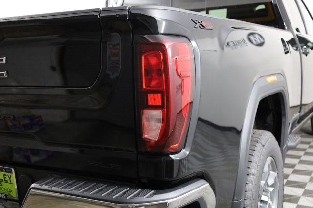 2026 GMC Sierra 2500HD Crew Cab, Standard Bed, SLE, 4WD