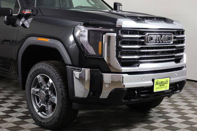 2026 GMC Sierra 2500HD Crew Cab, Standard Bed, SLE, 4WD
