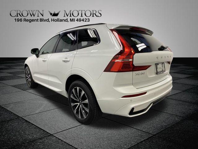 2025 Volvo XC60 B5 Core