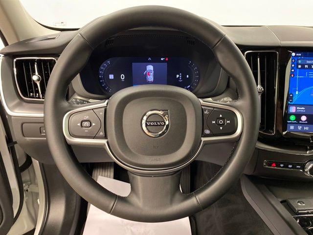 2025 Volvo XC60 B5 Core