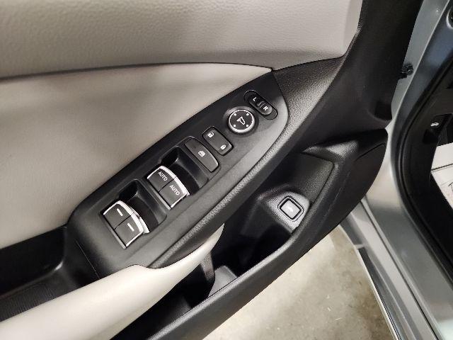 2019 Honda Accord Hybrid EX