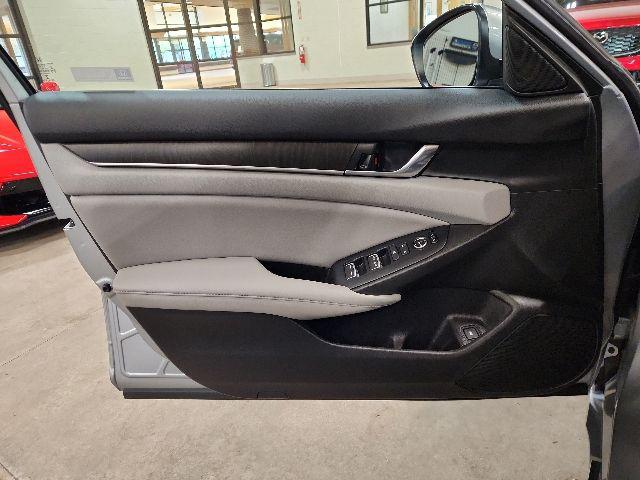 2019 Honda Accord Hybrid EX