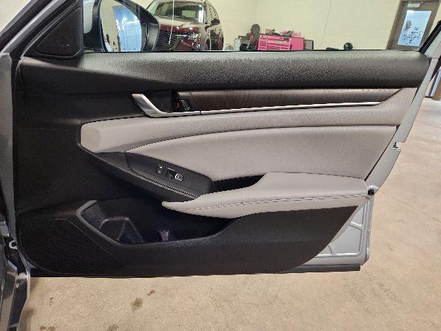 2019 Honda Accord Hybrid EX