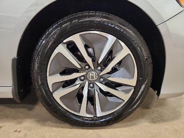 2019 Honda Accord Hybrid EX