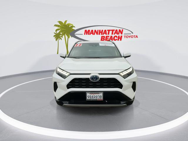 2022 Toyota RAV4 Hybrid SE
