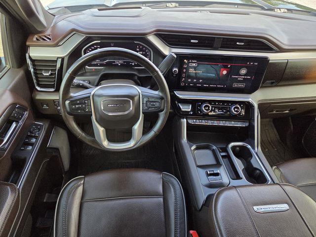 2024 GMC Sierra 2500HD 4WD Crew Cab Standard Bed Denali