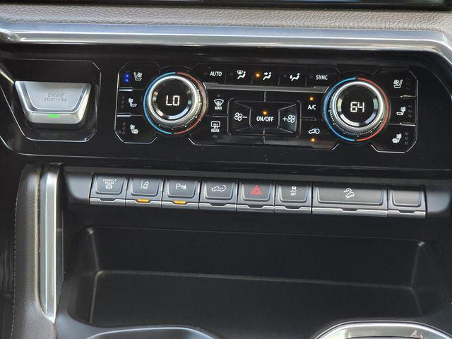 2024 GMC Sierra 2500HD 4WD Crew Cab Standard Bed Denali