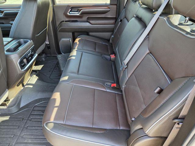 2024 GMC Sierra 2500HD 4WD Crew Cab Standard Bed Denali