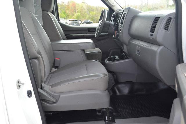 2021 Nissan 2500 SV Standard Roof V6