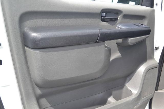 2021 Nissan 2500 SV Standard Roof V6