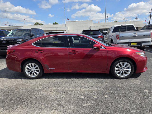 2014 Lexus ES 300h Base