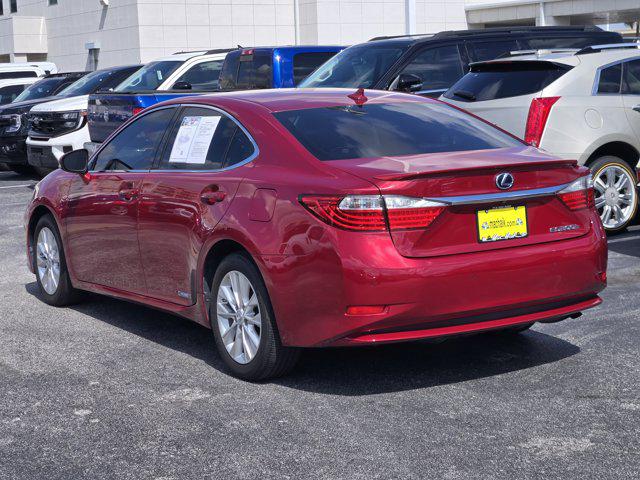 2014 Lexus ES 300h Base