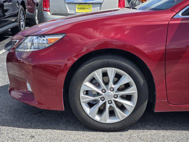 2014 Lexus ES 300h Base