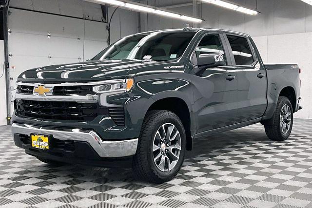 2026 Chevrolet Silverado 1500 4WD Crew Cab Short Bed LT with 2FL