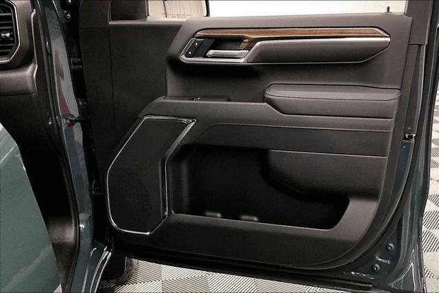 2026 Chevrolet Silverado 1500 4WD Crew Cab Short Bed LT with 2FL