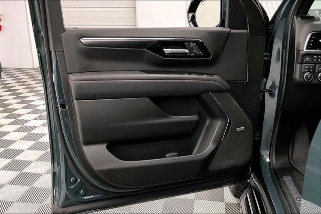 2025 Chevrolet Tahoe 4WD RST