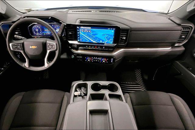 2025 Chevrolet Silverado 1500 4WD Crew Cab Short Bed LT with 2FL