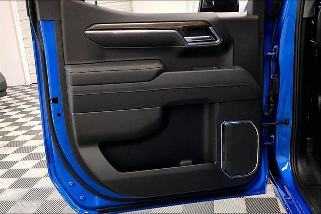 2025 Chevrolet Silverado 1500 4WD Crew Cab Short Bed LT with 2FL