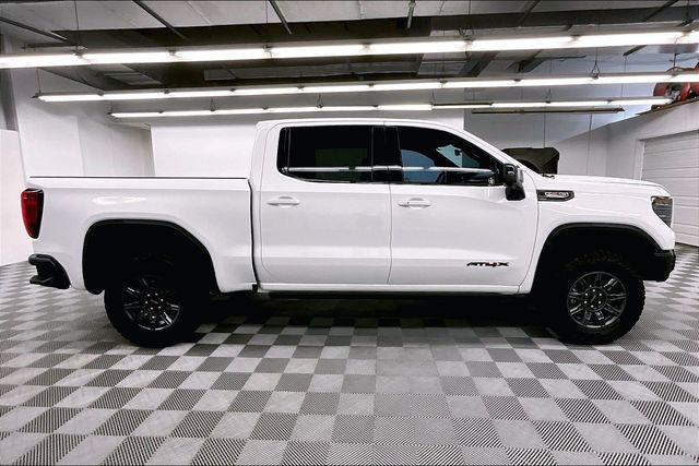 2024 GMC Sierra 1500 4WD Crew Cab Short Box AT4X