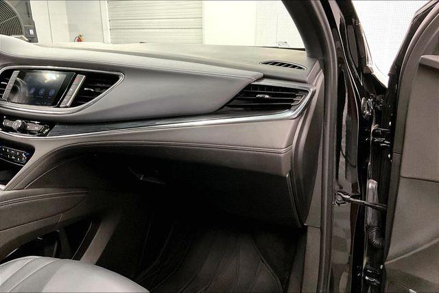 2023 Buick Enclave Essence AWD