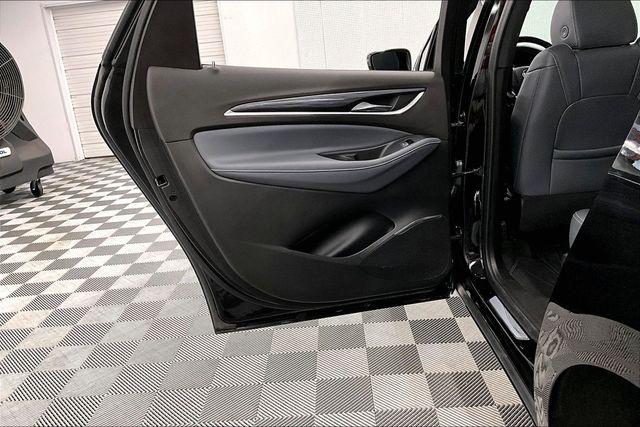 2023 Buick Enclave Essence AWD
