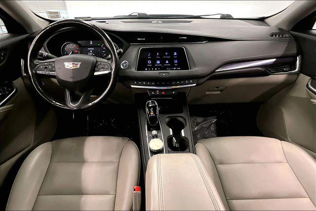2023 Cadillac XT4 AWD Luxury